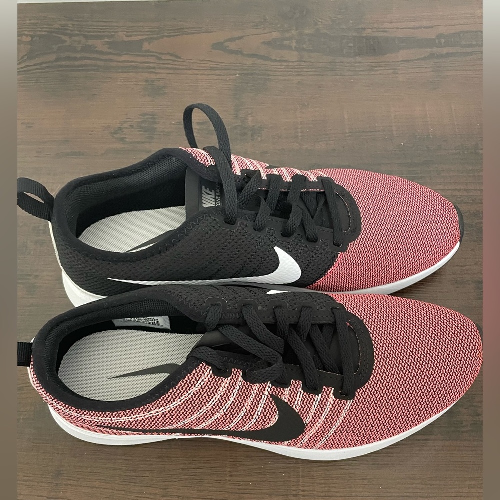 Women’s Nike Dualtone Racer - Picture 4 of 6